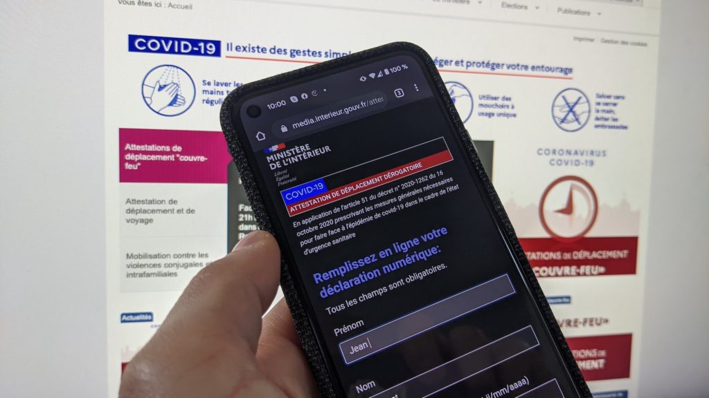 Télécharger et utiliser l'attestation de déplacement sur smartphone