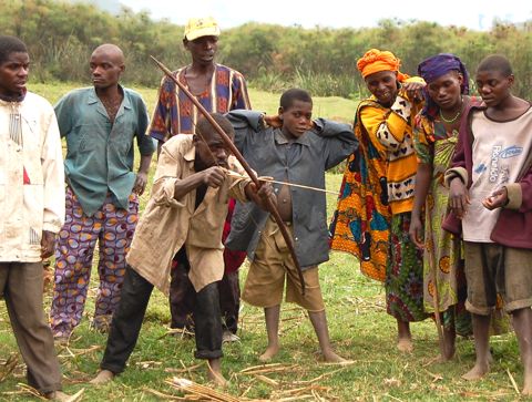 Les pygmées Batwas _ Voici les ethnies et tribus de la RD Congo
